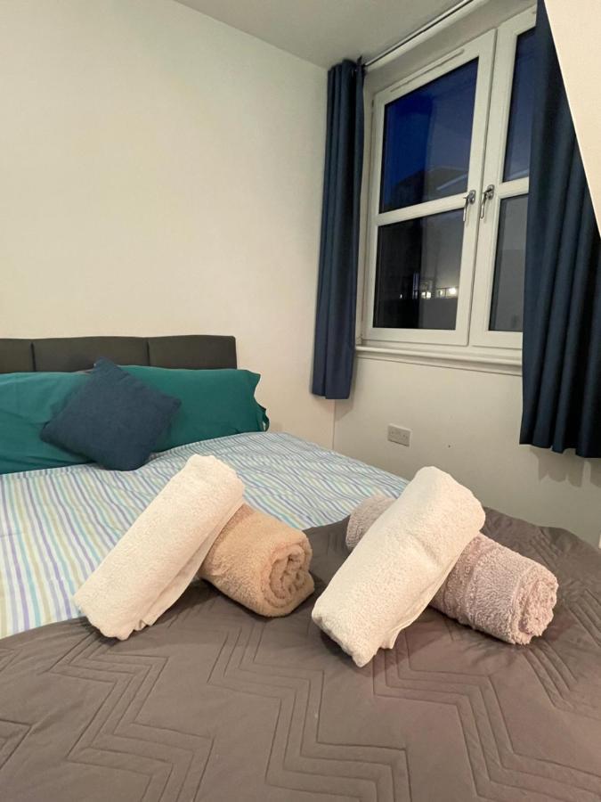 Carvetii - Edward House D - 2 Dbl Bed 2Nd Floor Flat Apartment Dunfermline Ngoại thất bức ảnh