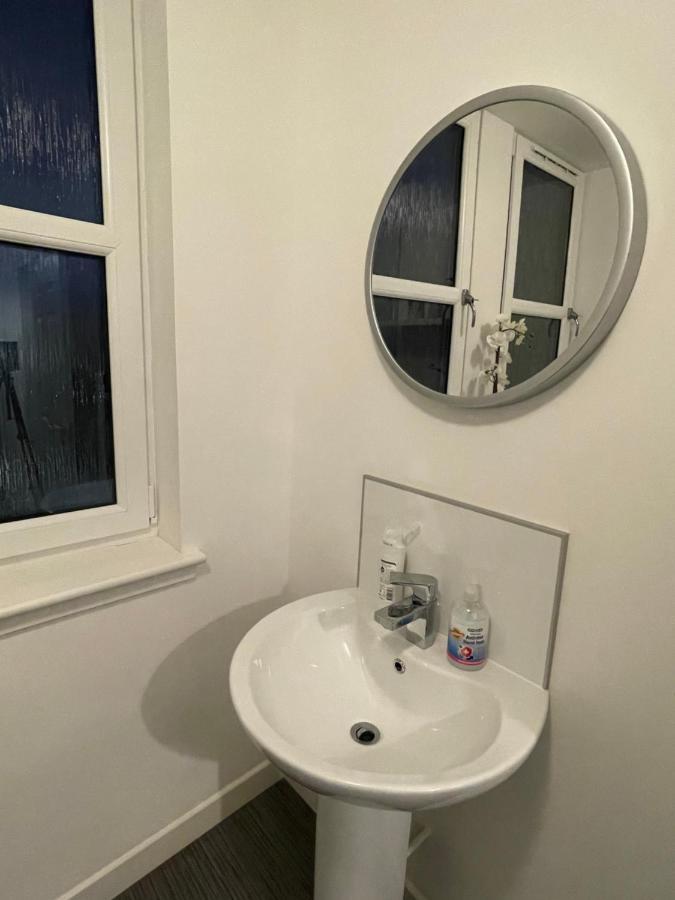 Carvetii - Edward House D - 2 Dbl Bed 2Nd Floor Flat Apartment Dunfermline Ngoại thất bức ảnh
